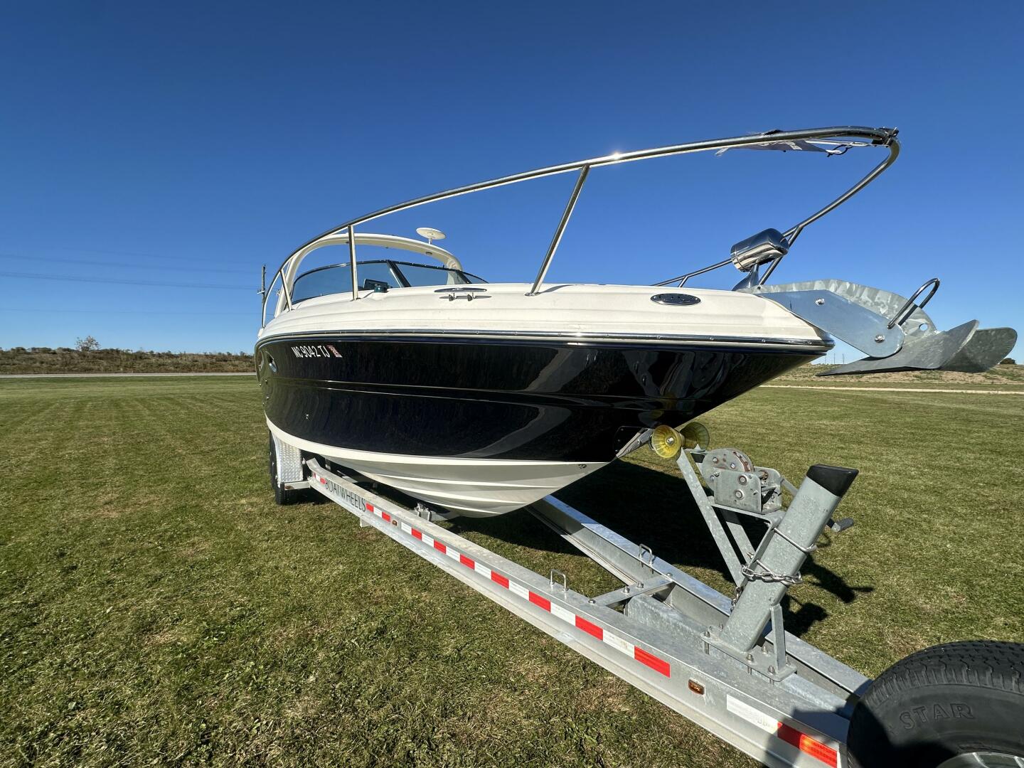 29ft Sea Ray Yacht For Sale