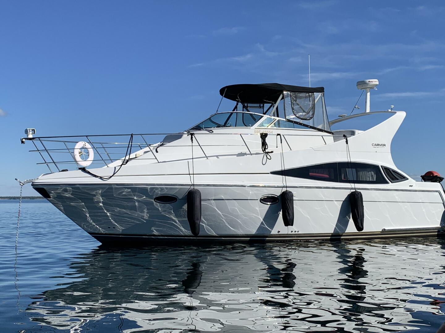 36ft Carver Yacht For Sale