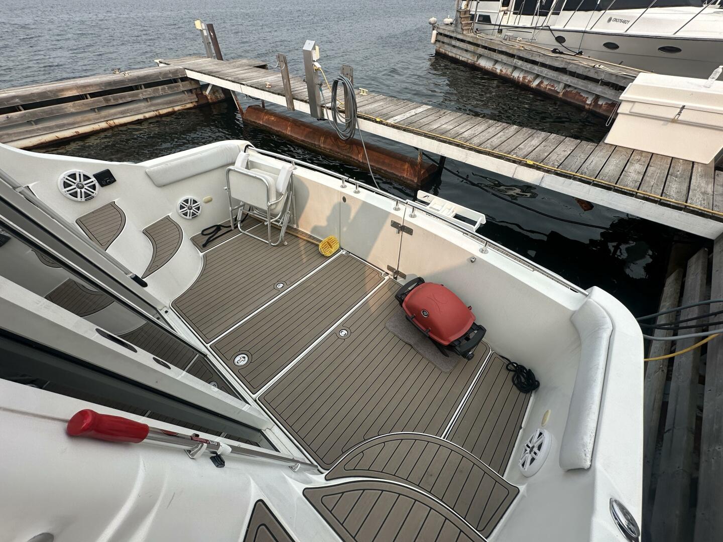 36ft Carver Yacht For Sale