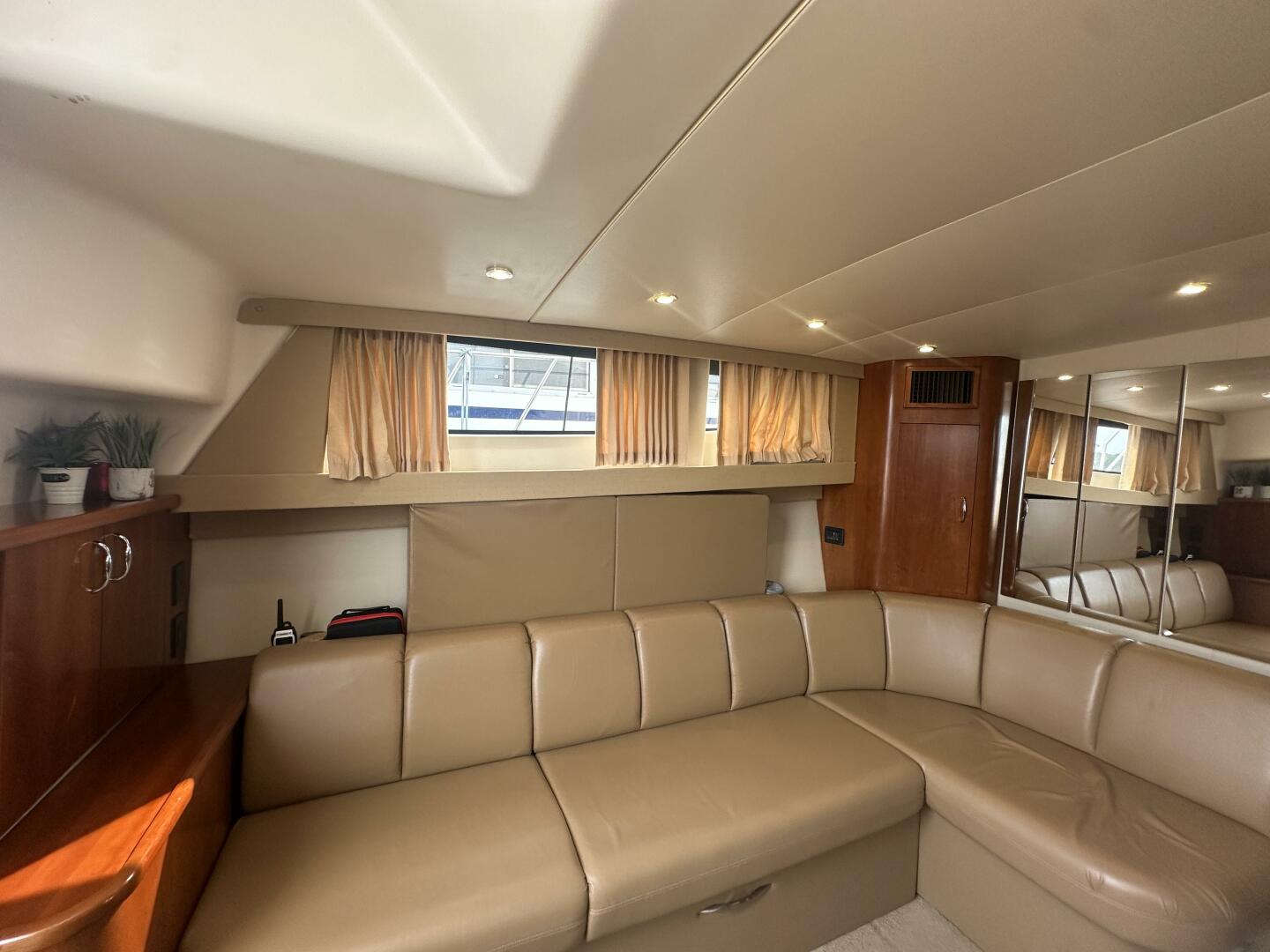 36ft Carver Yacht For Sale