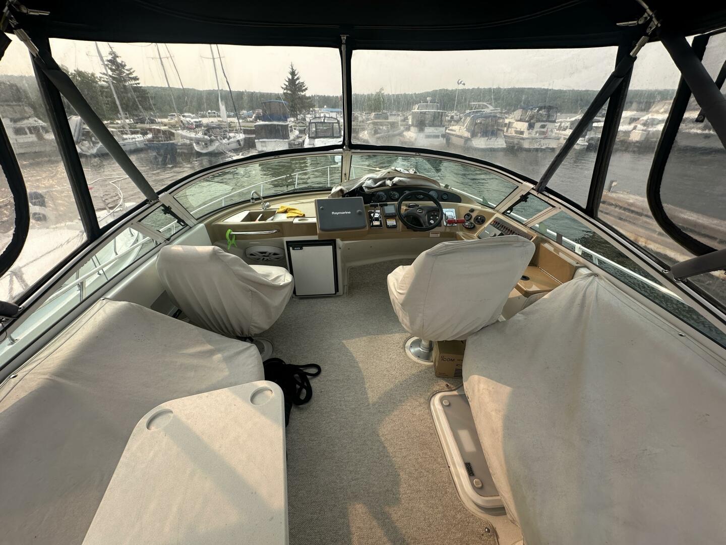 36ft Carver Yacht For Sale