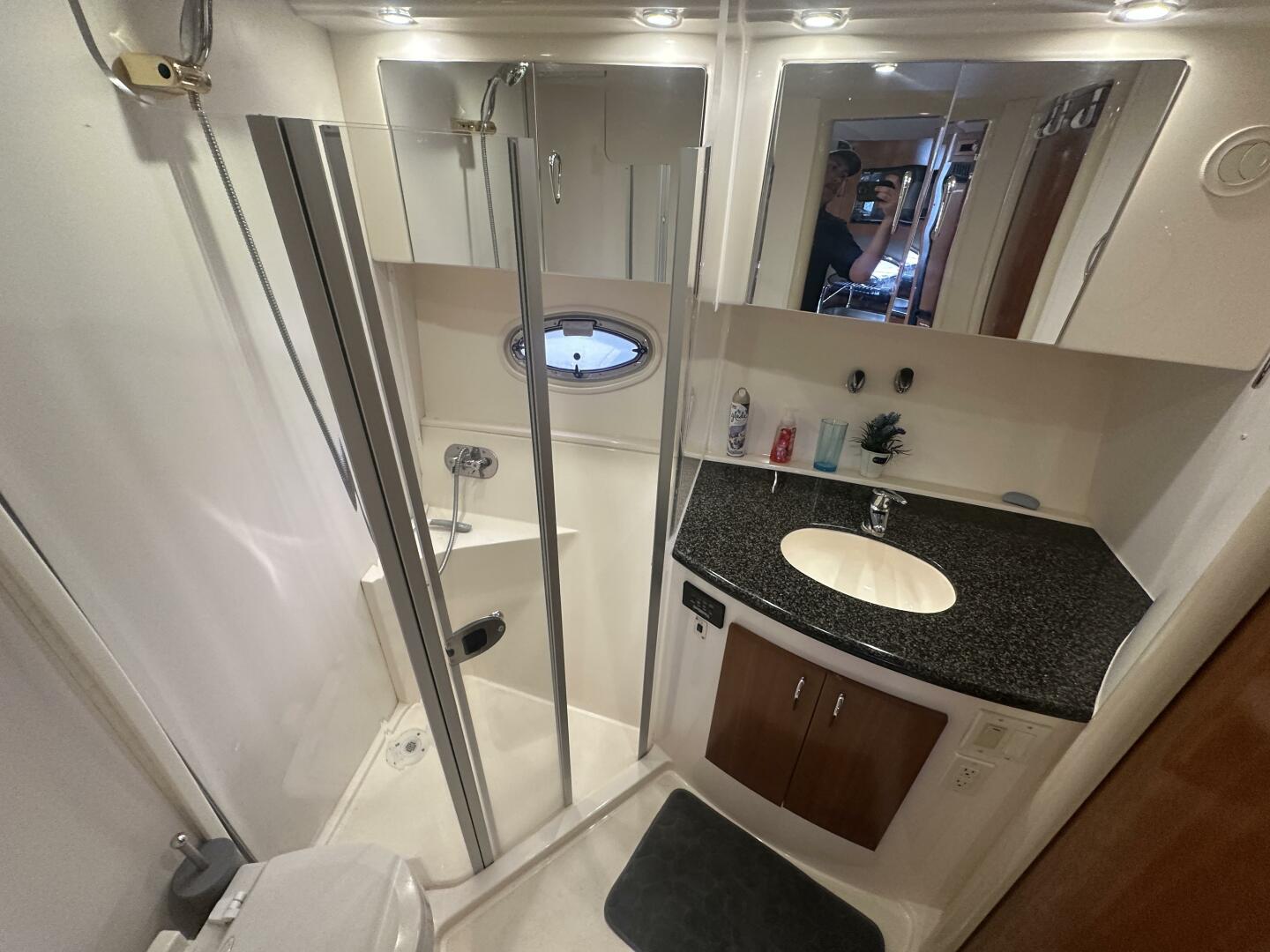 36ft Carver Yacht For Sale