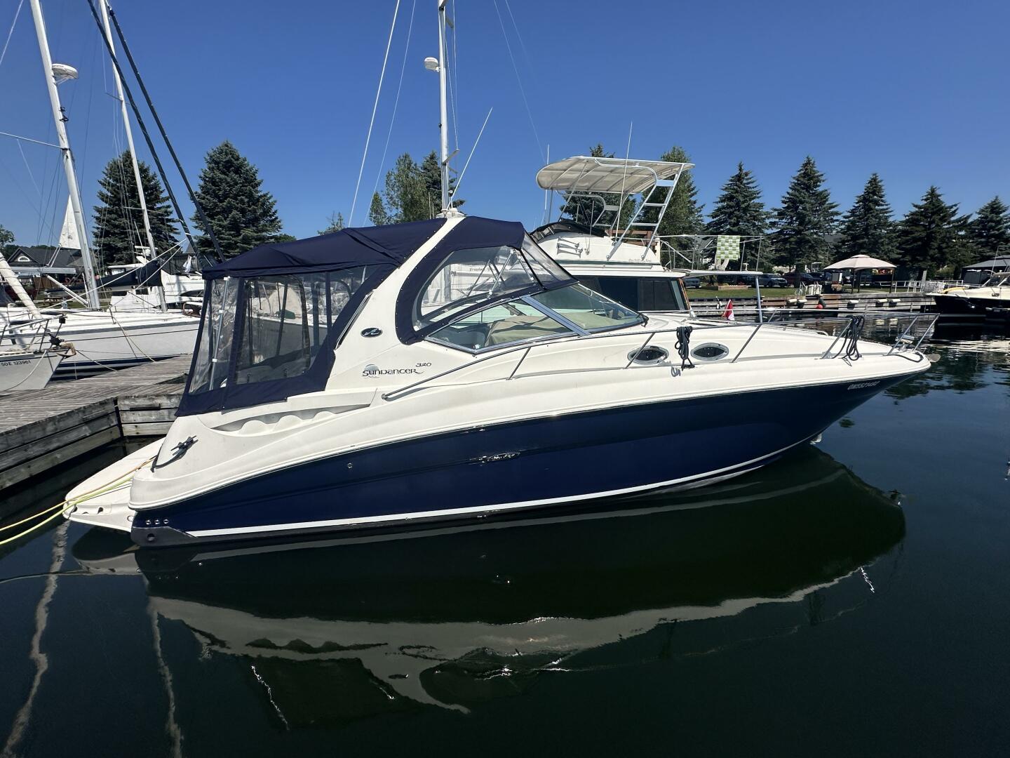 Liquid Therapy 32ft Sea Ray Yacht For Sale