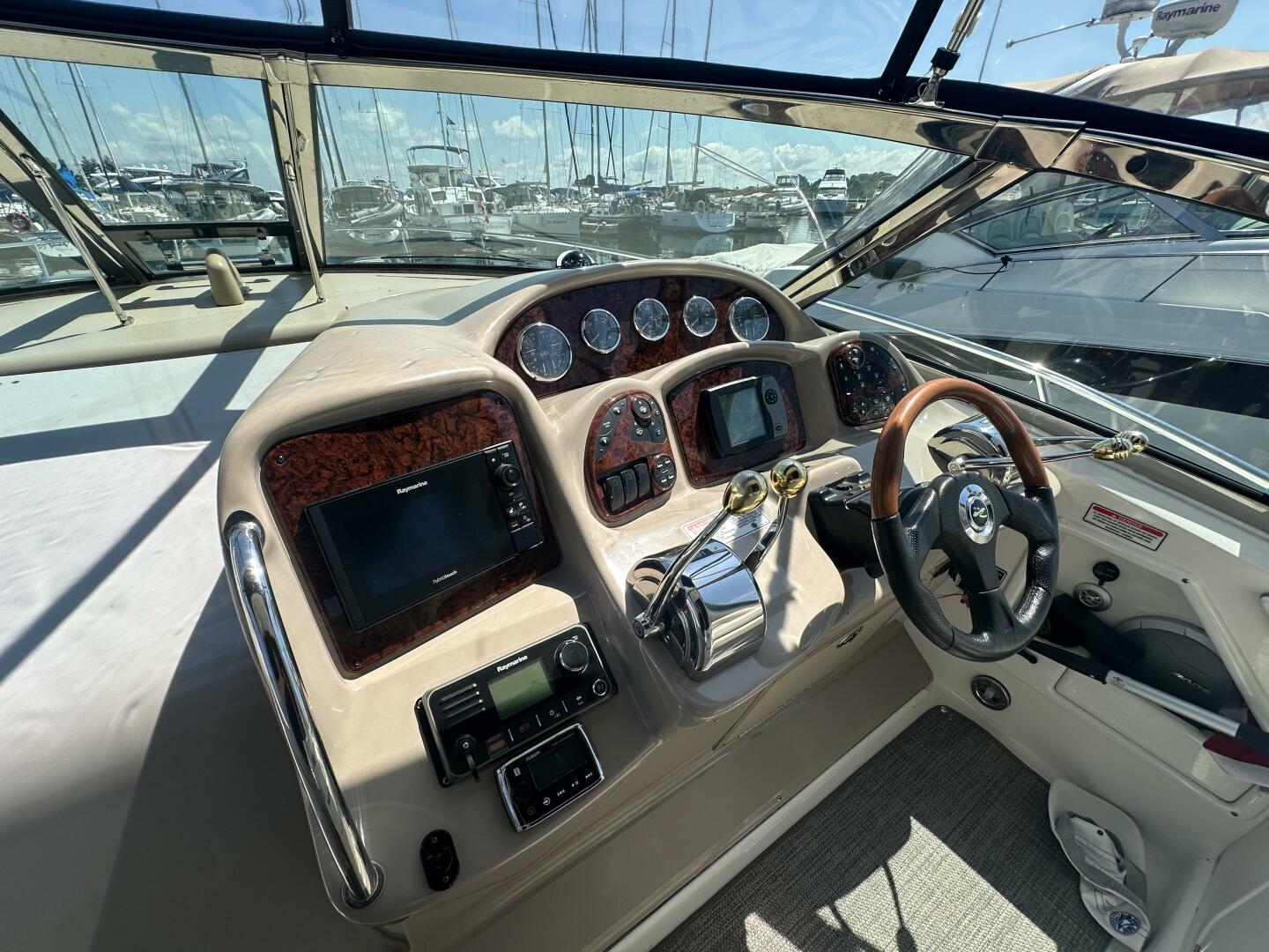 Liquid Therapy 32ft Sea Ray Yacht For Sale