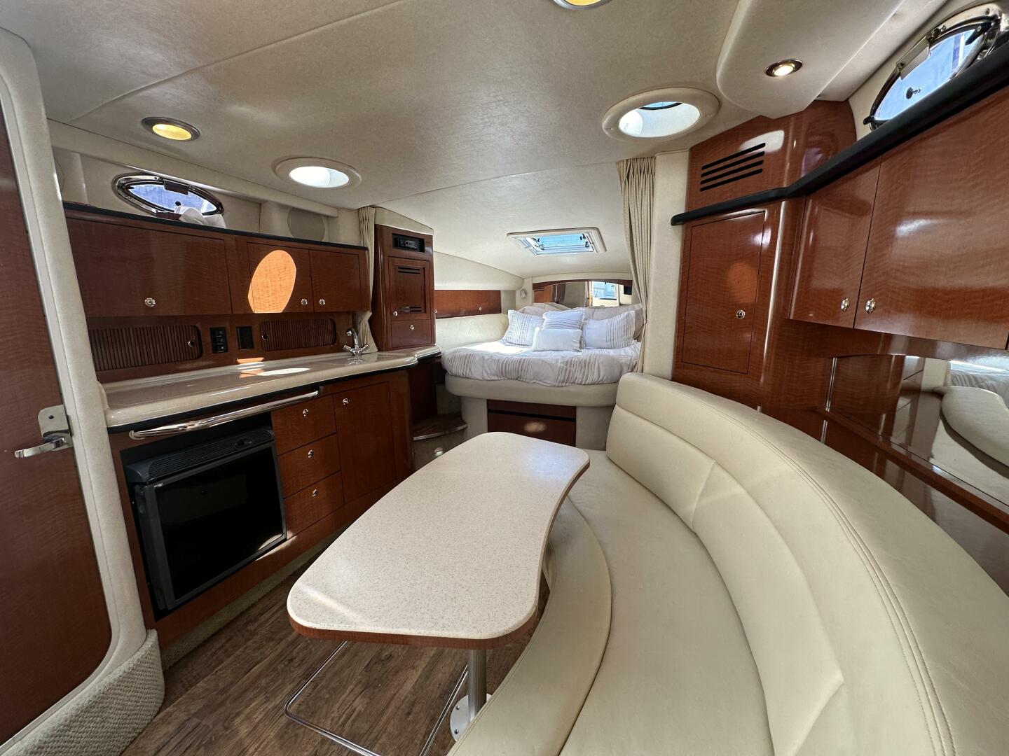 Liquid Therapy 32ft Sea Ray Yacht For Sale