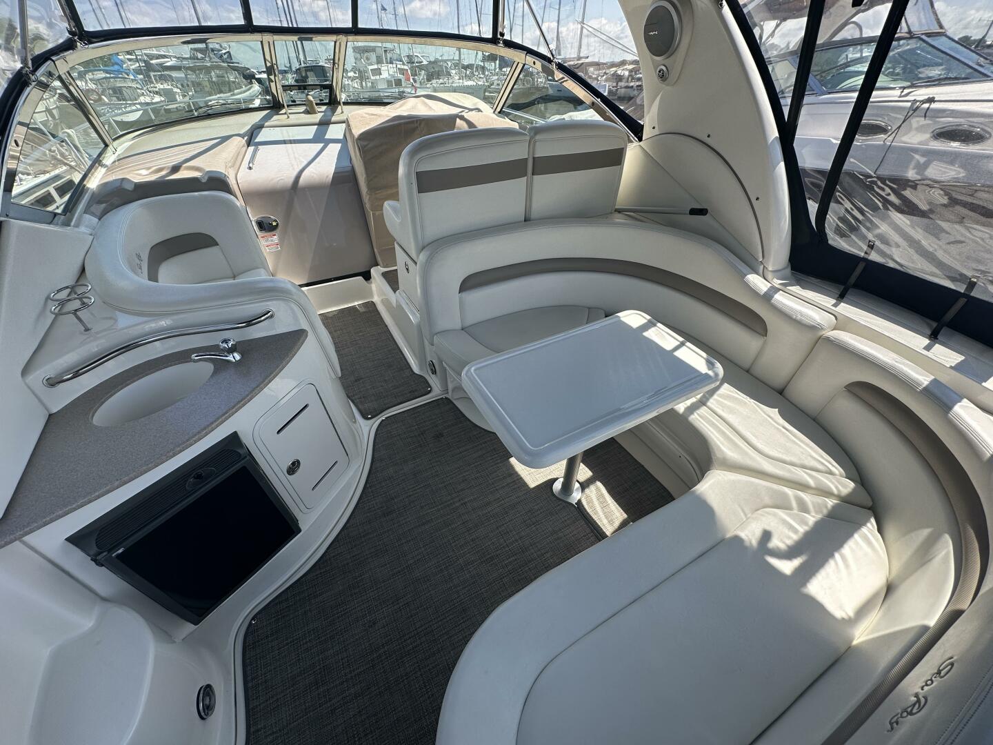 Liquid Therapy 32ft Sea Ray Yacht For Sale