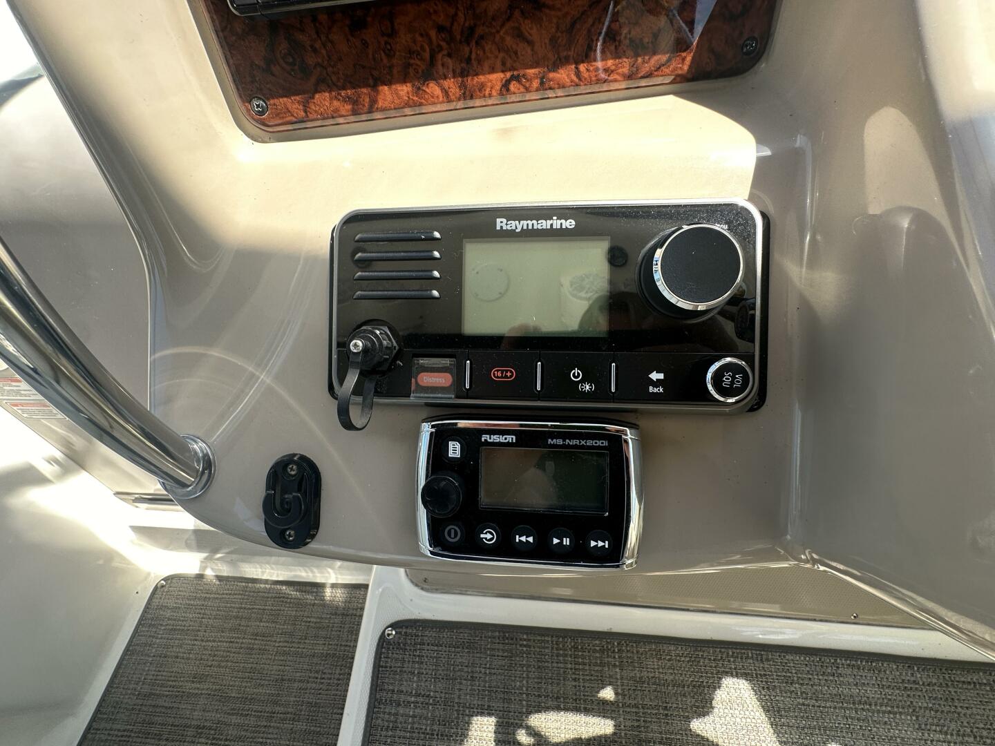 Liquid Therapy 32ft Sea Ray Yacht For Sale