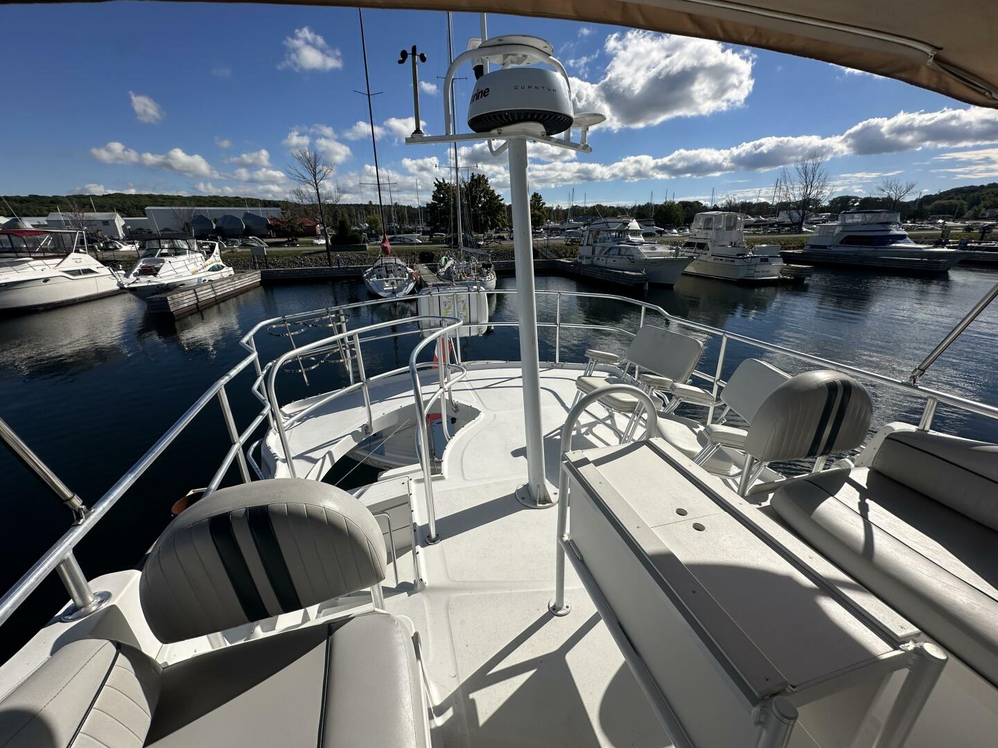 LUCKY DOG 39ft Mainship Yacht For Sale