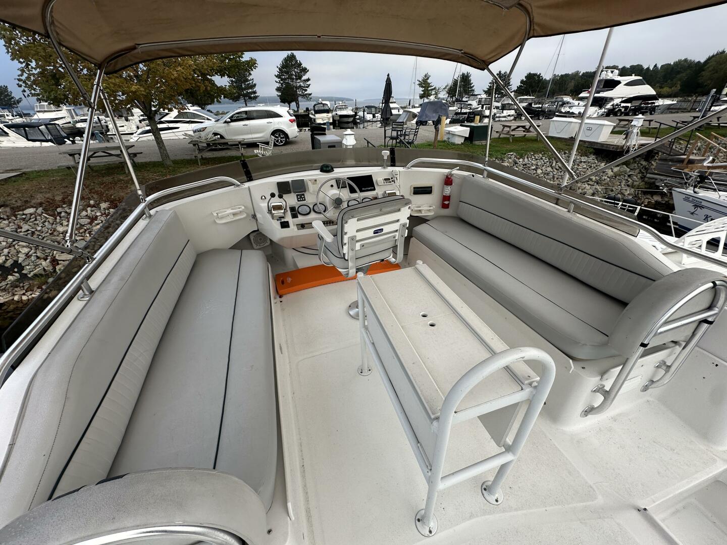 LUCKY DOG 39ft Mainship Yacht For Sale