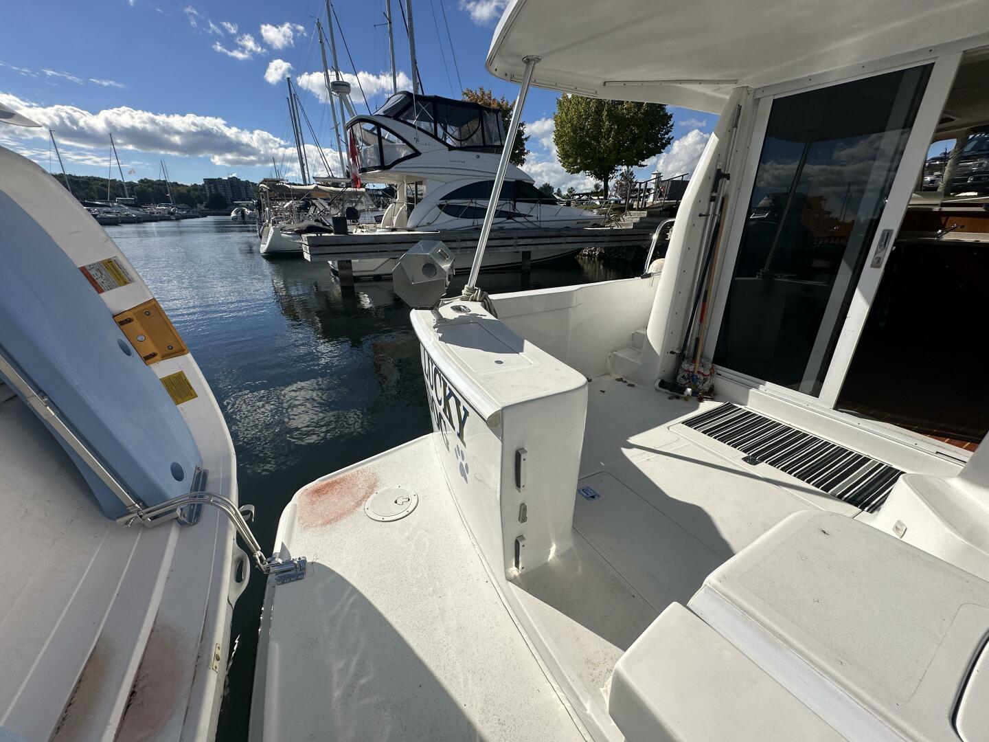 LUCKY DOG 39ft Mainship Yacht For Sale