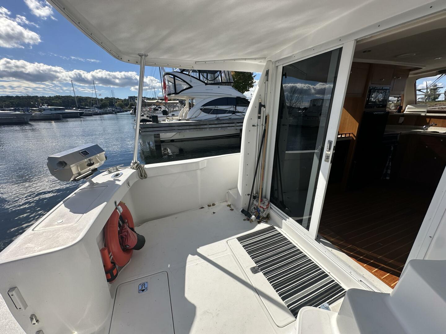 LUCKY DOG 39ft Mainship Yacht For Sale