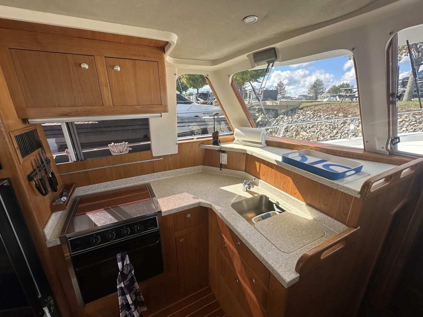 LUCKY DOG 39ft Mainship Yacht For Sale