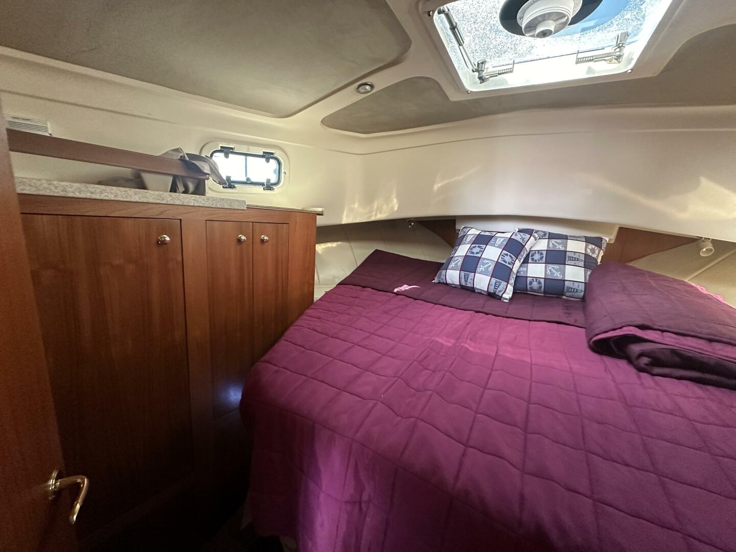 LUCKY DOG 39ft Mainship Yacht For Sale