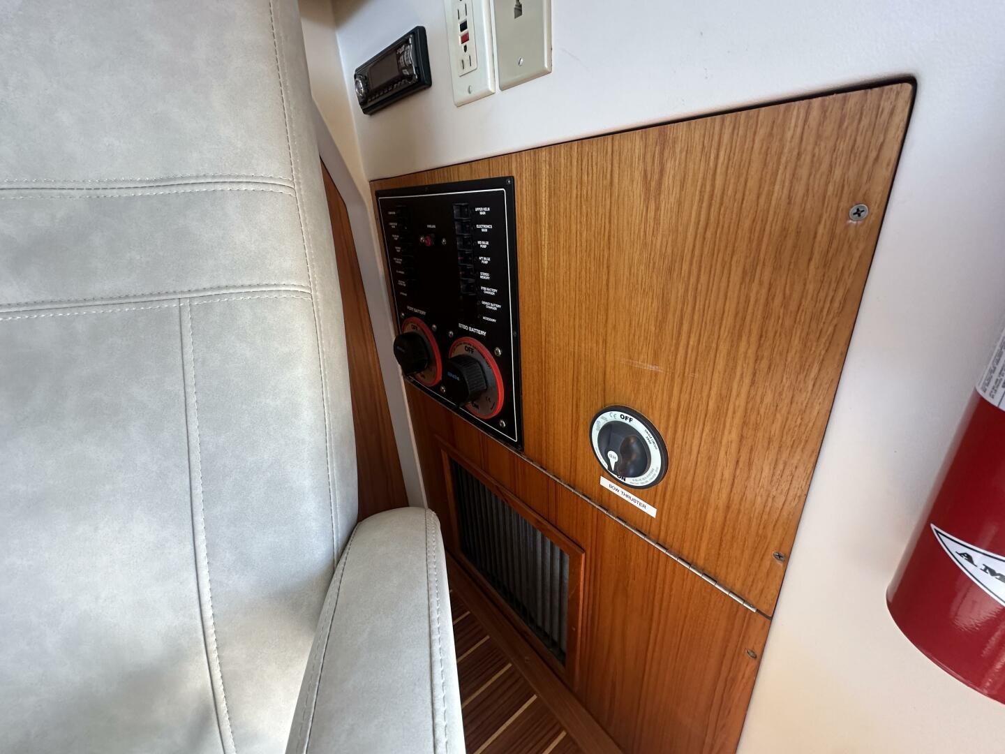 LUCKY DOG 39ft Mainship Yacht For Sale