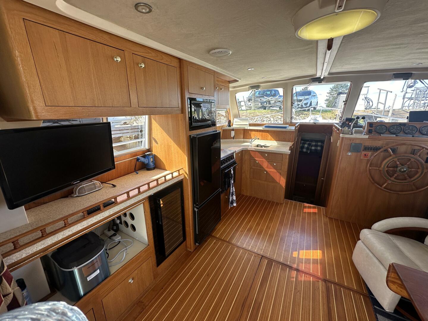 LUCKY DOG 39ft Mainship Yacht For Sale