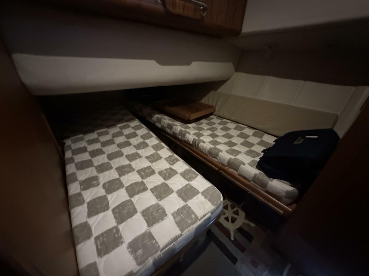 LUCKY DOG 39ft Mainship Yacht For Sale