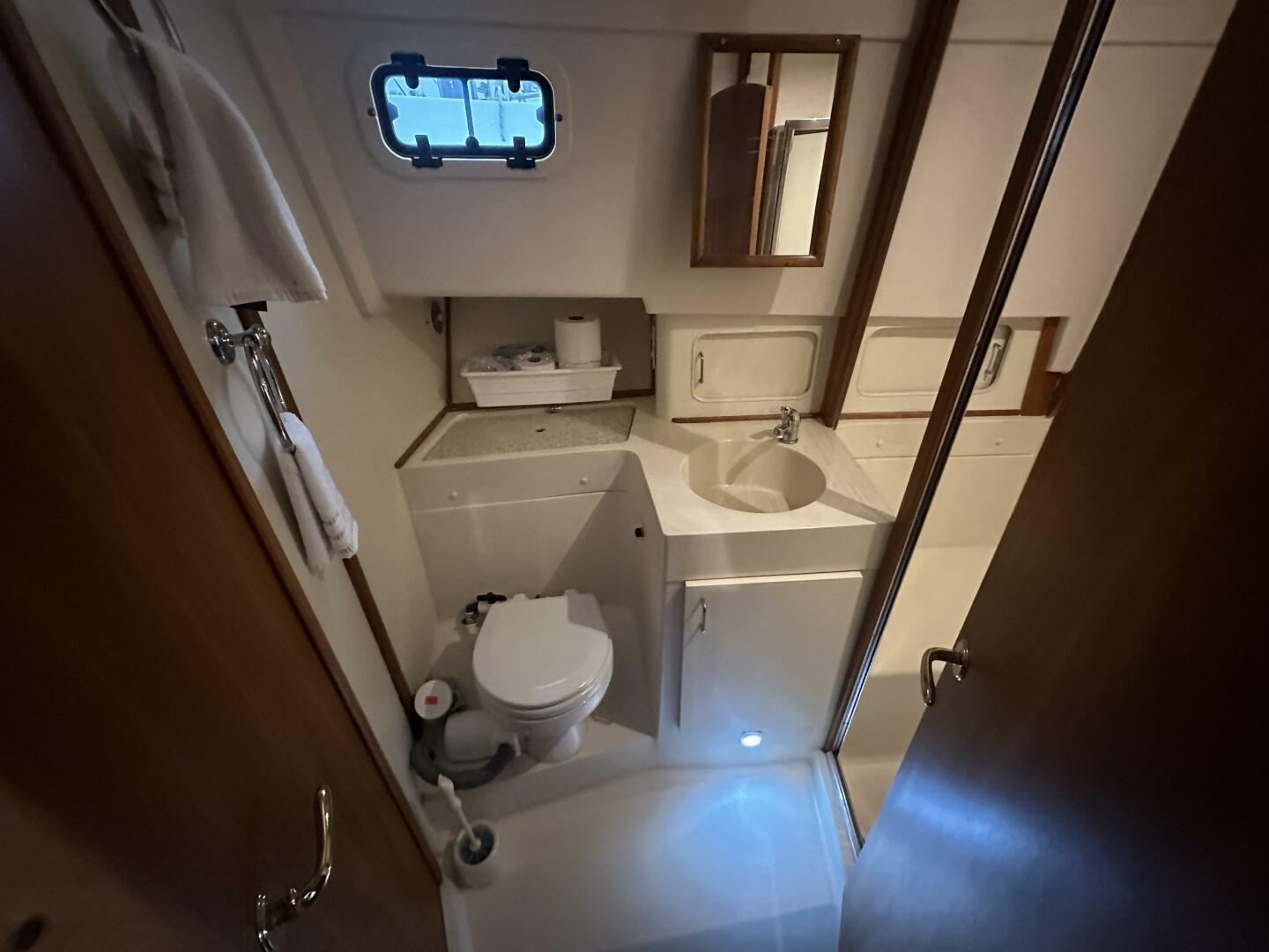 LUCKY DOG 39ft Mainship Yacht For Sale