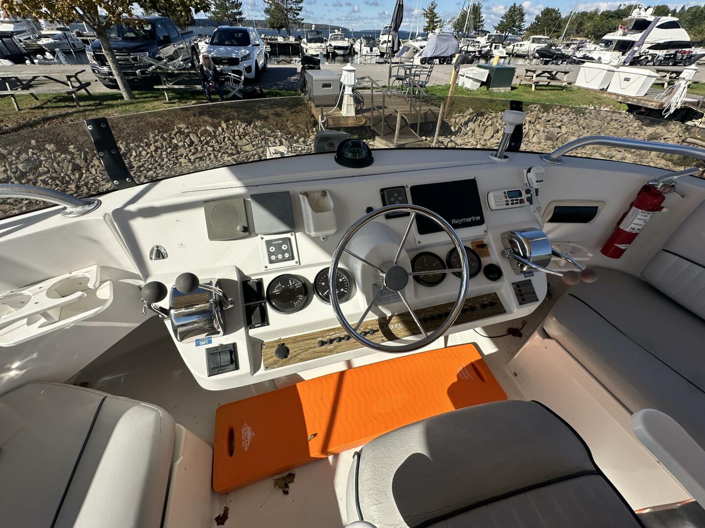 LUCKY DOG 39ft Mainship Yacht For Sale