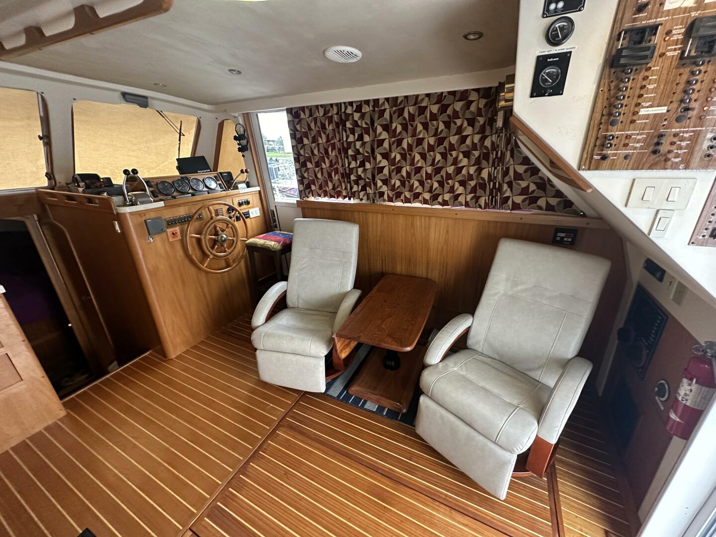 LUCKY DOG 39ft Mainship Yacht For Sale
