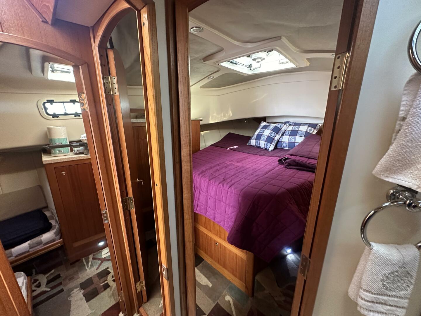 LUCKY DOG 39ft Mainship Yacht For Sale