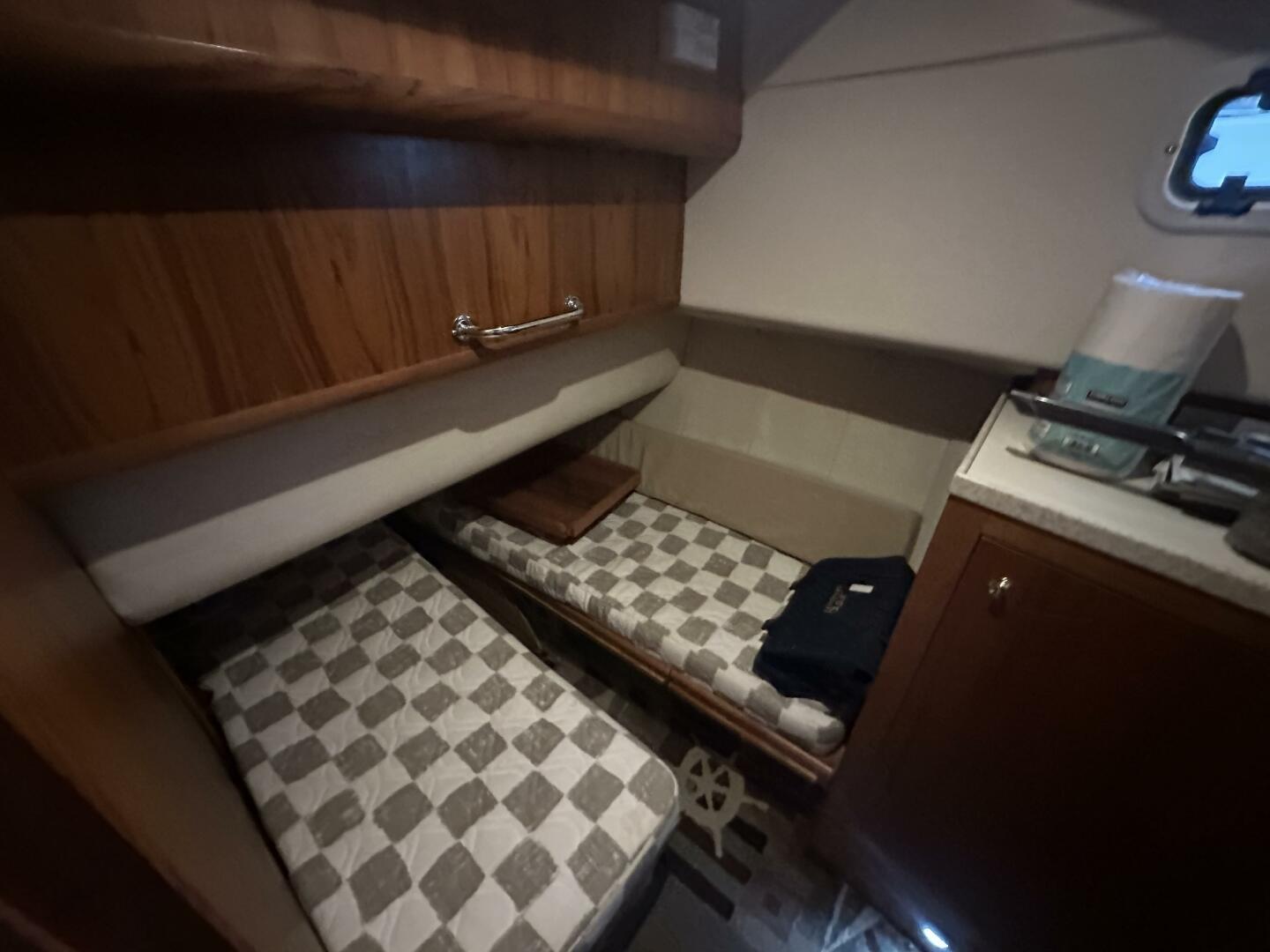 LUCKY DOG 39ft Mainship Yacht For Sale
