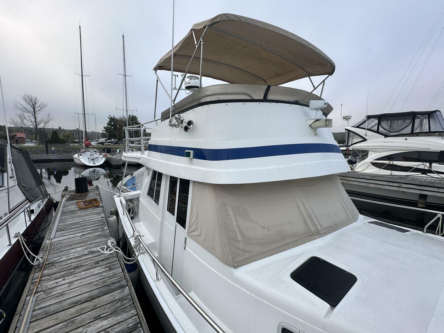 LUCKY DOG 39ft Mainship Yacht For Sale