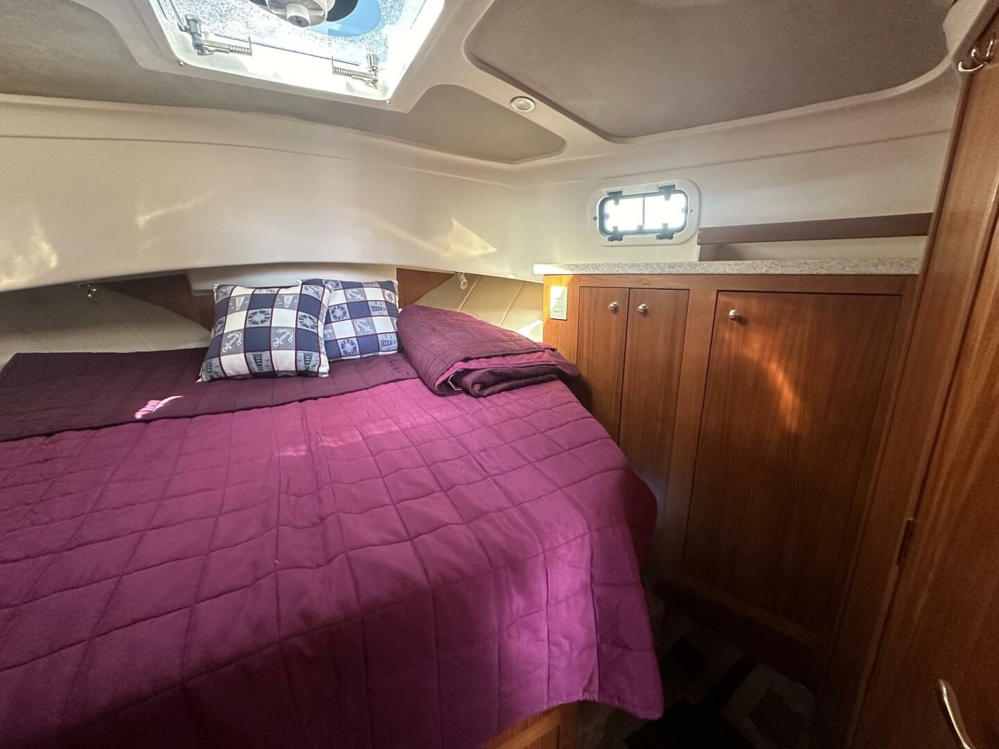 LUCKY DOG 39ft Mainship Yacht For Sale