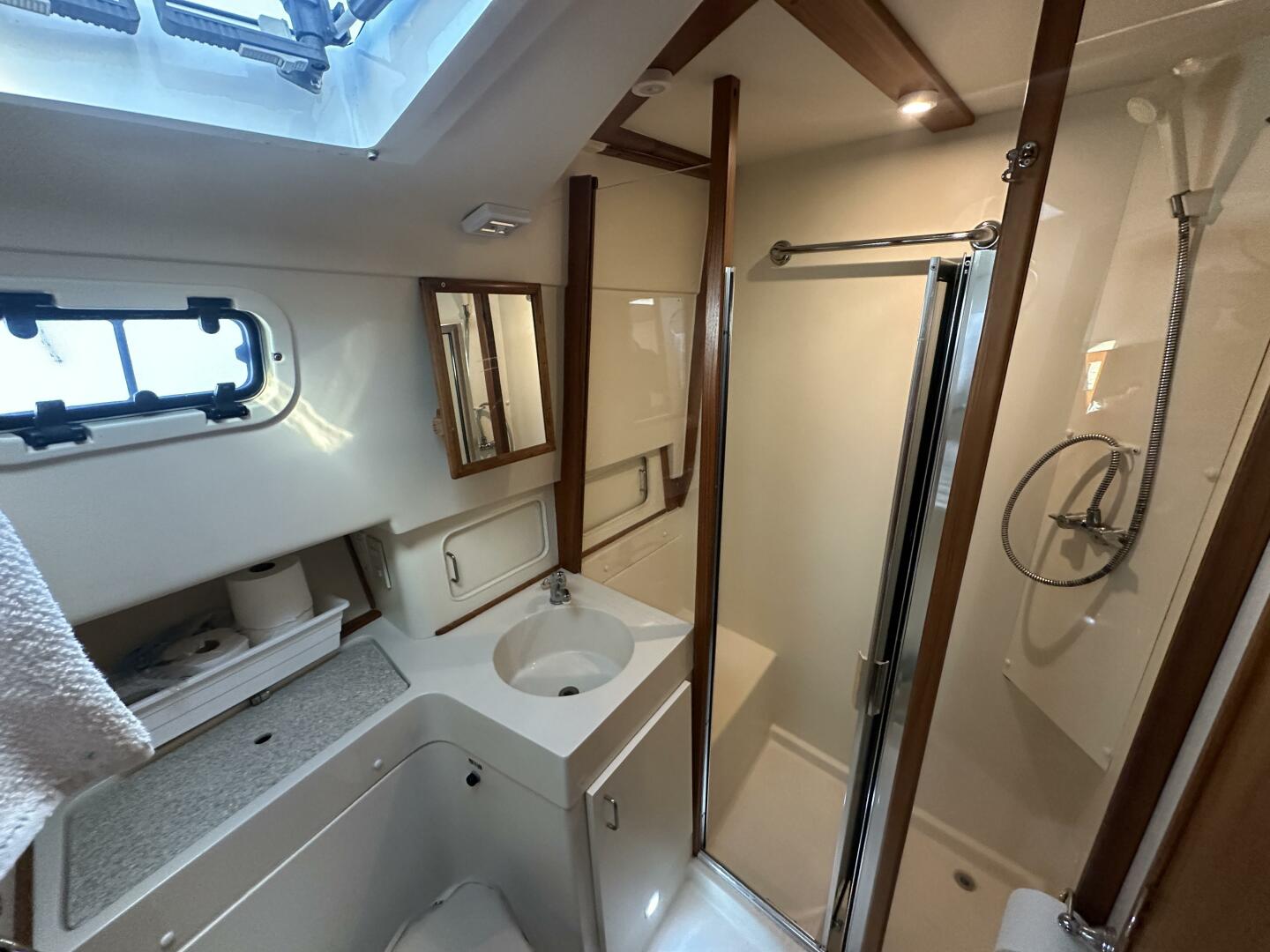 LUCKY DOG 39ft Mainship Yacht For Sale