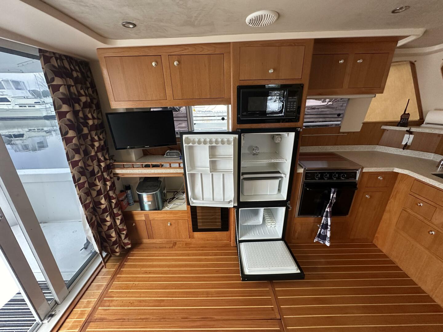 LUCKY DOG 39ft Mainship Yacht For Sale
