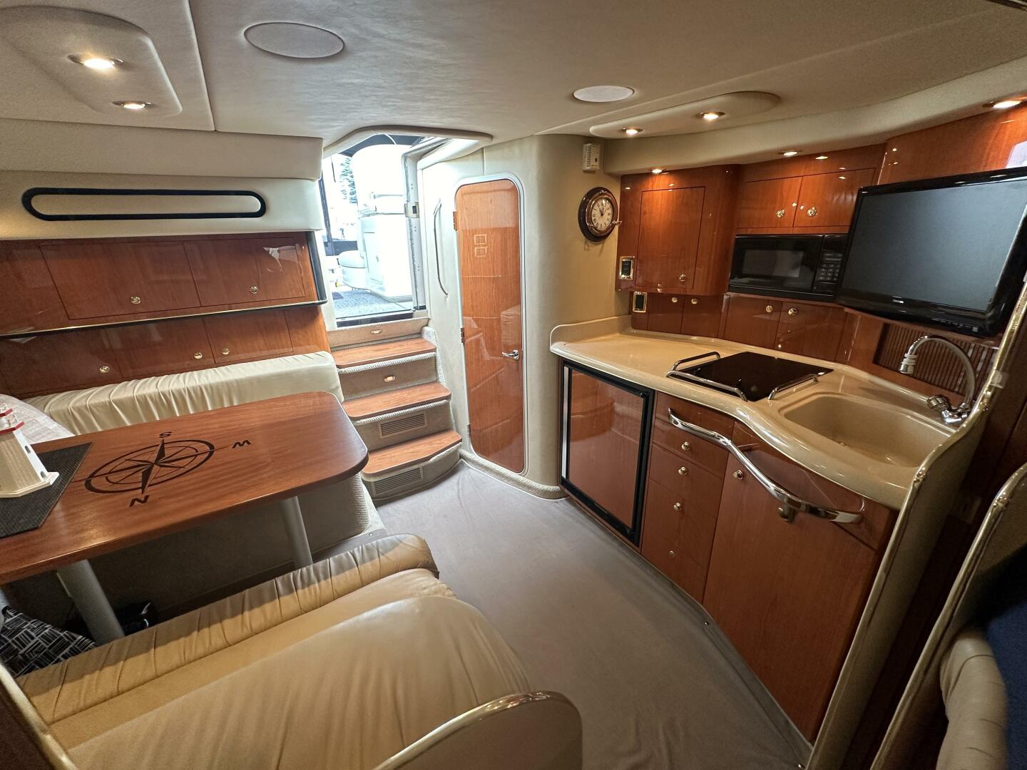 34ft Sea Ray Yacht For Sale