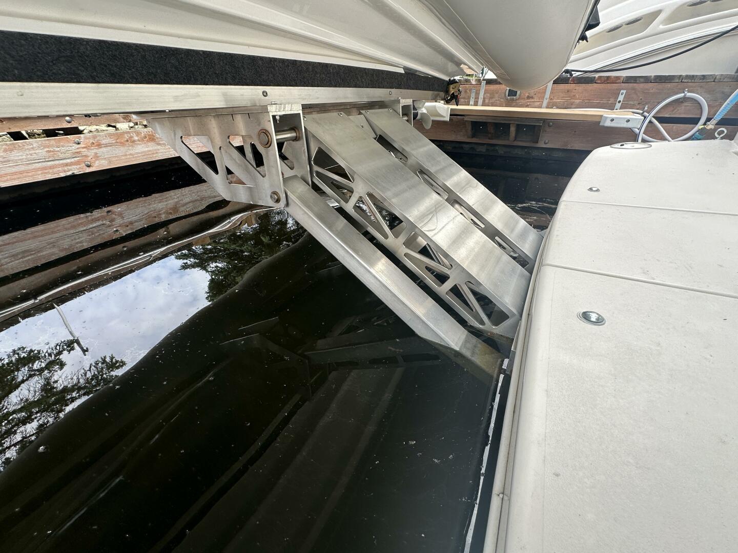 34ft Sea Ray Yacht For Sale