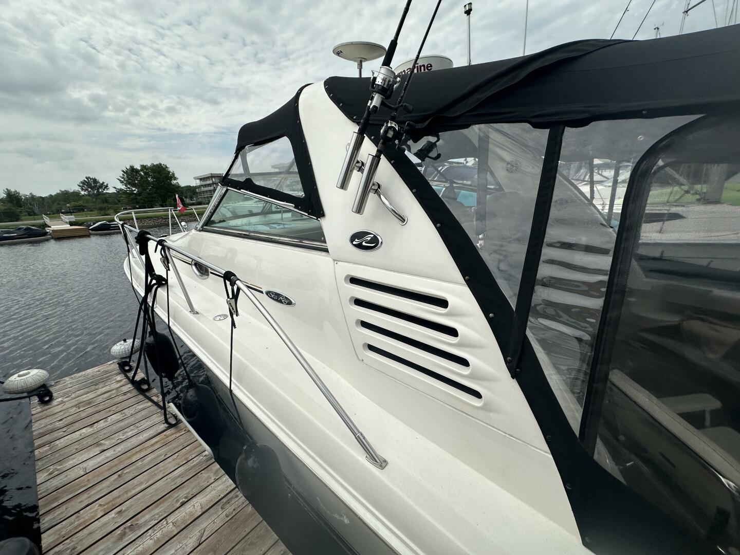34ft Sea Ray Yacht For Sale