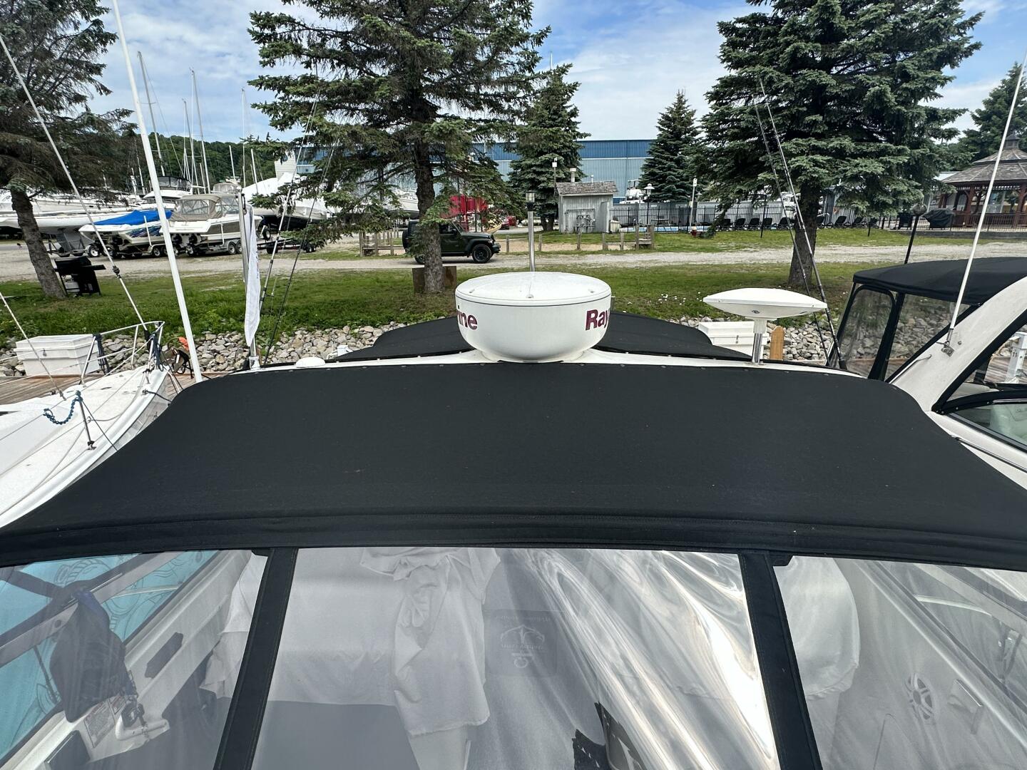34ft Sea Ray Yacht For Sale