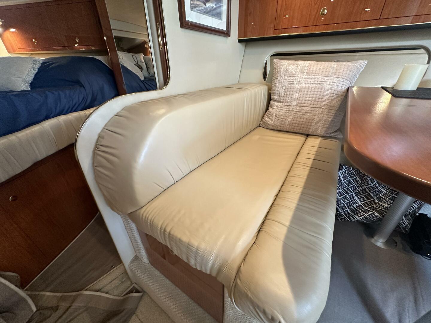 34ft Sea Ray Yacht For Sale