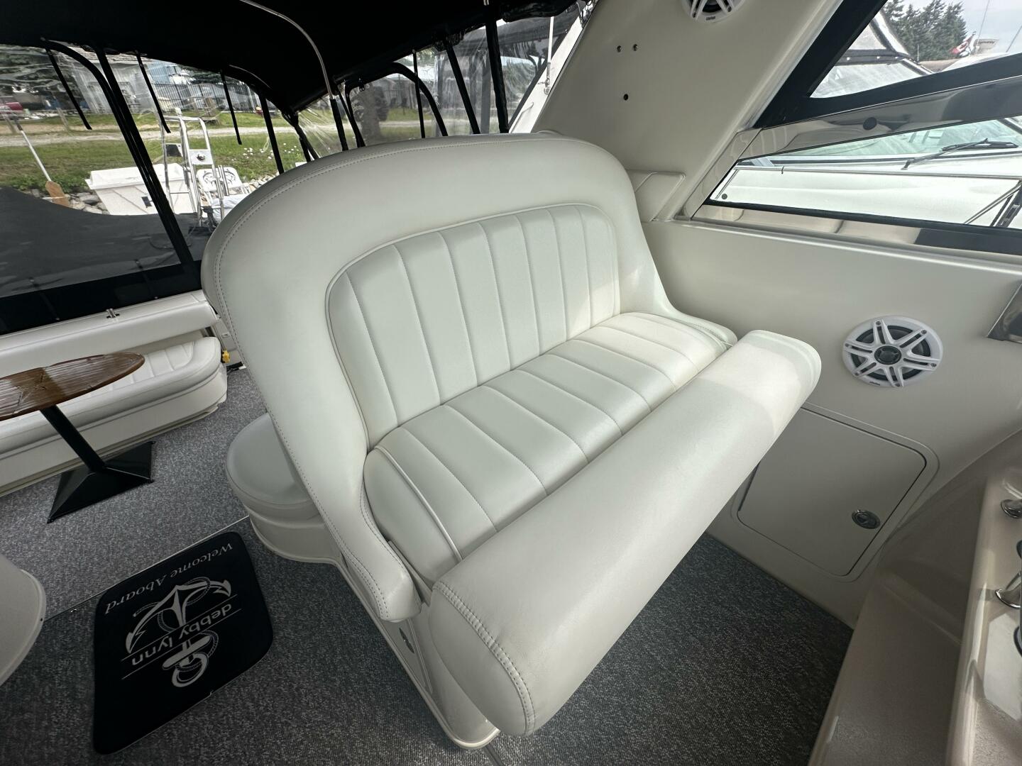 34ft Sea Ray Yacht For Sale