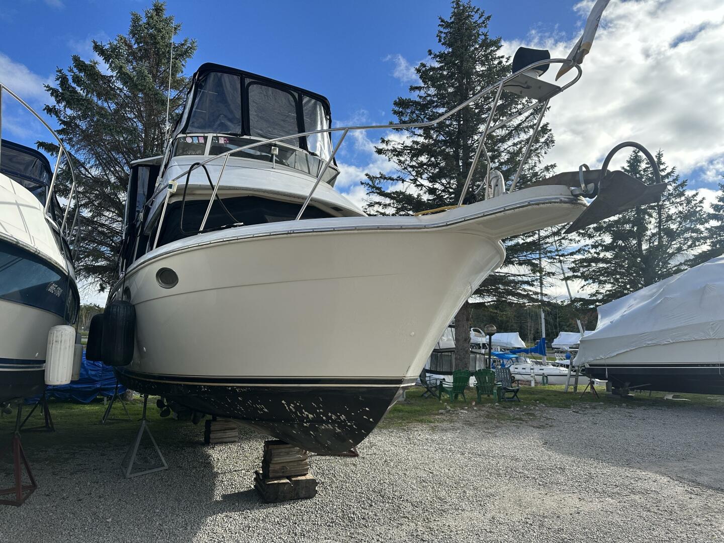 32ft Carver Yacht For Sale