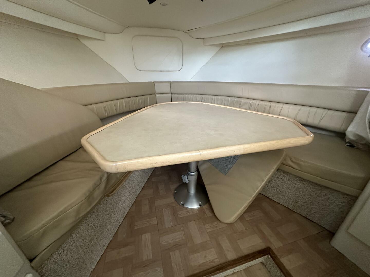 32ft Carver Yacht For Sale