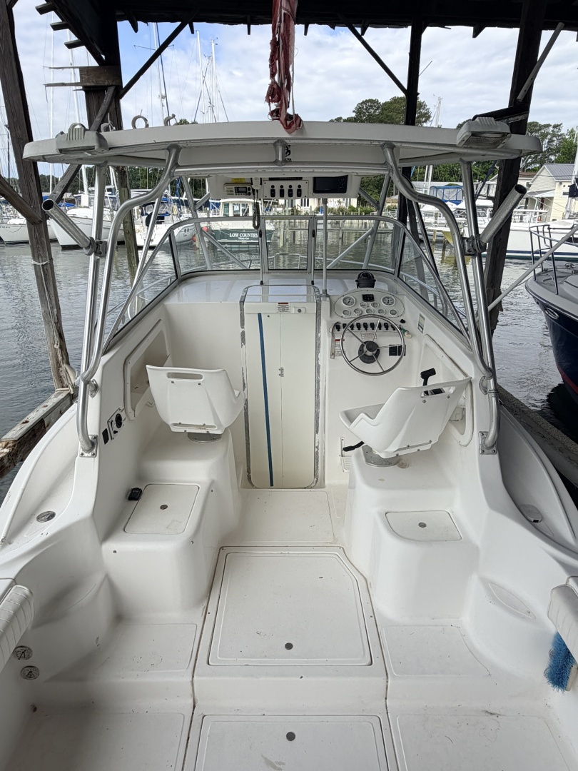 25ft Baha Cruisers Yacht For Sale