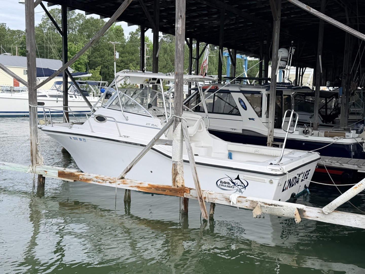 25ft Baha Cruisers Yacht For Sale