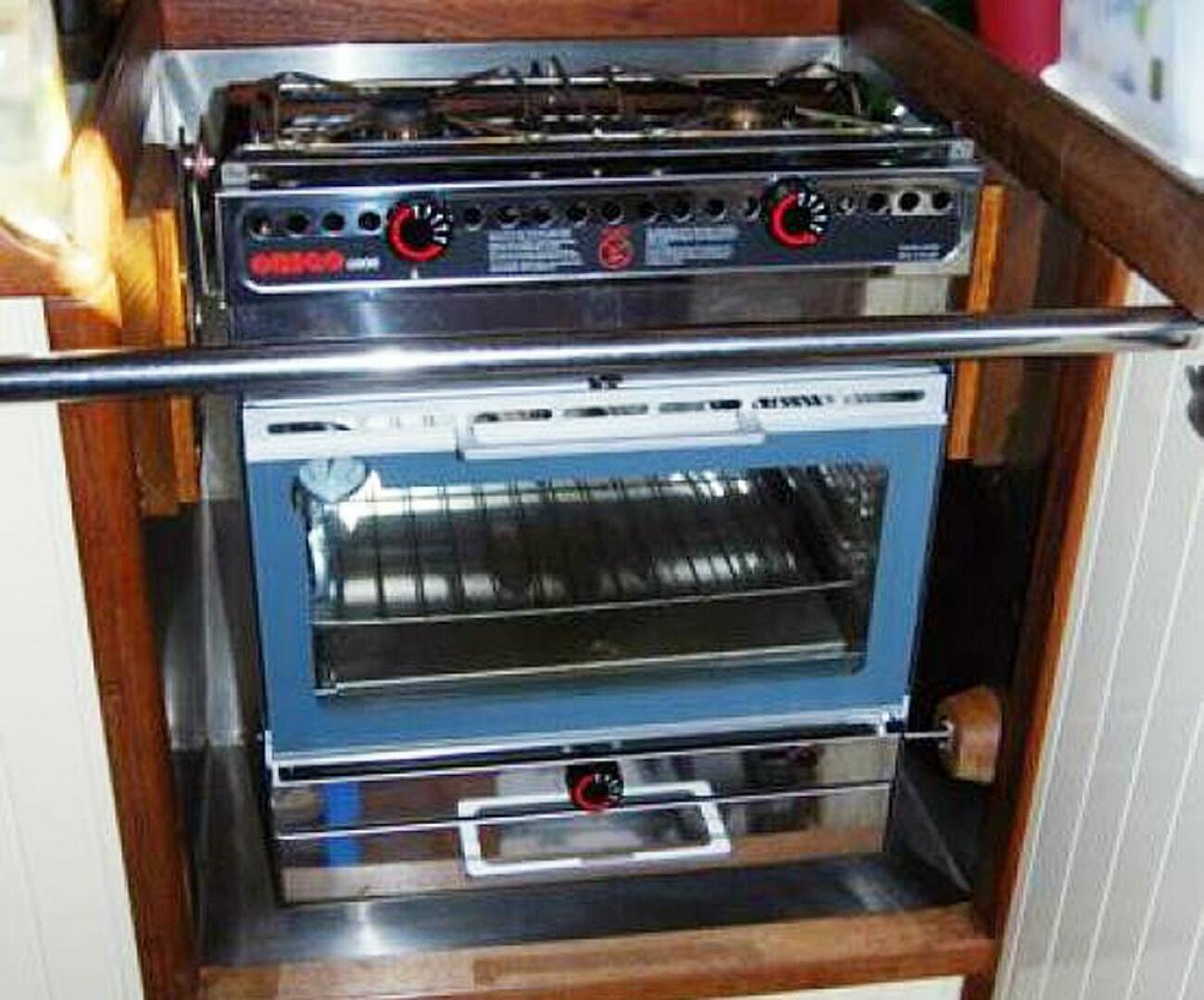 JOLIE BRISE 28ft Sam L  Morse Yacht For Sale