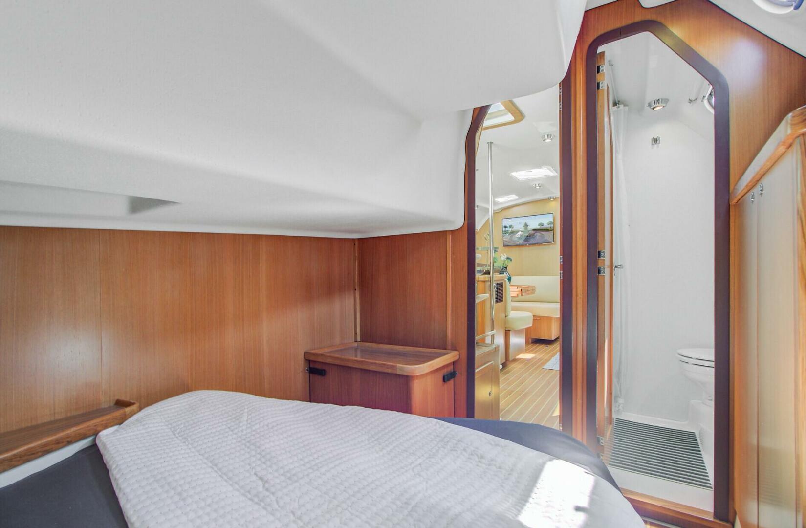 Aft cabin