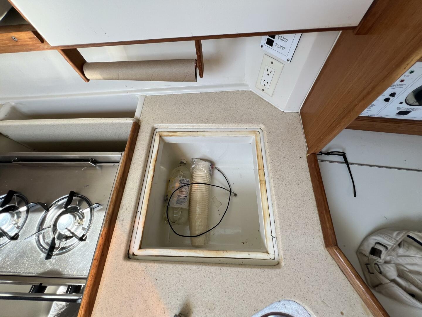 HAUNTED by WATER 32ft Catalina Yacht For Sale