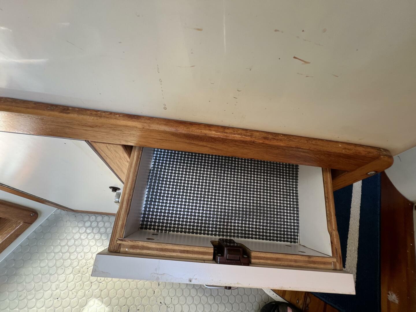HAUNTED by WATER 32ft Catalina Yacht For Sale