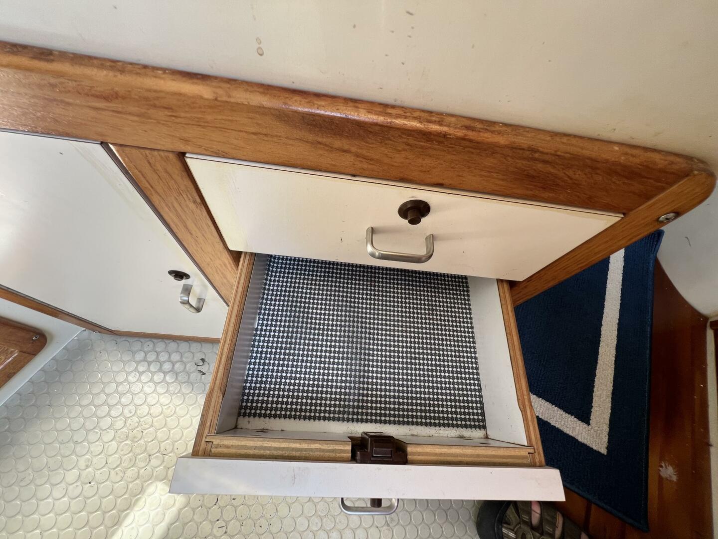 HAUNTED by WATER 32ft Catalina Yacht For Sale