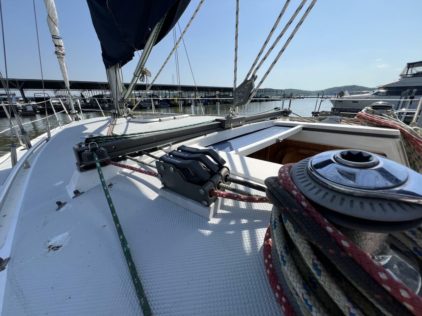 HAUNTED by WATER 32ft Catalina Yacht For Sale