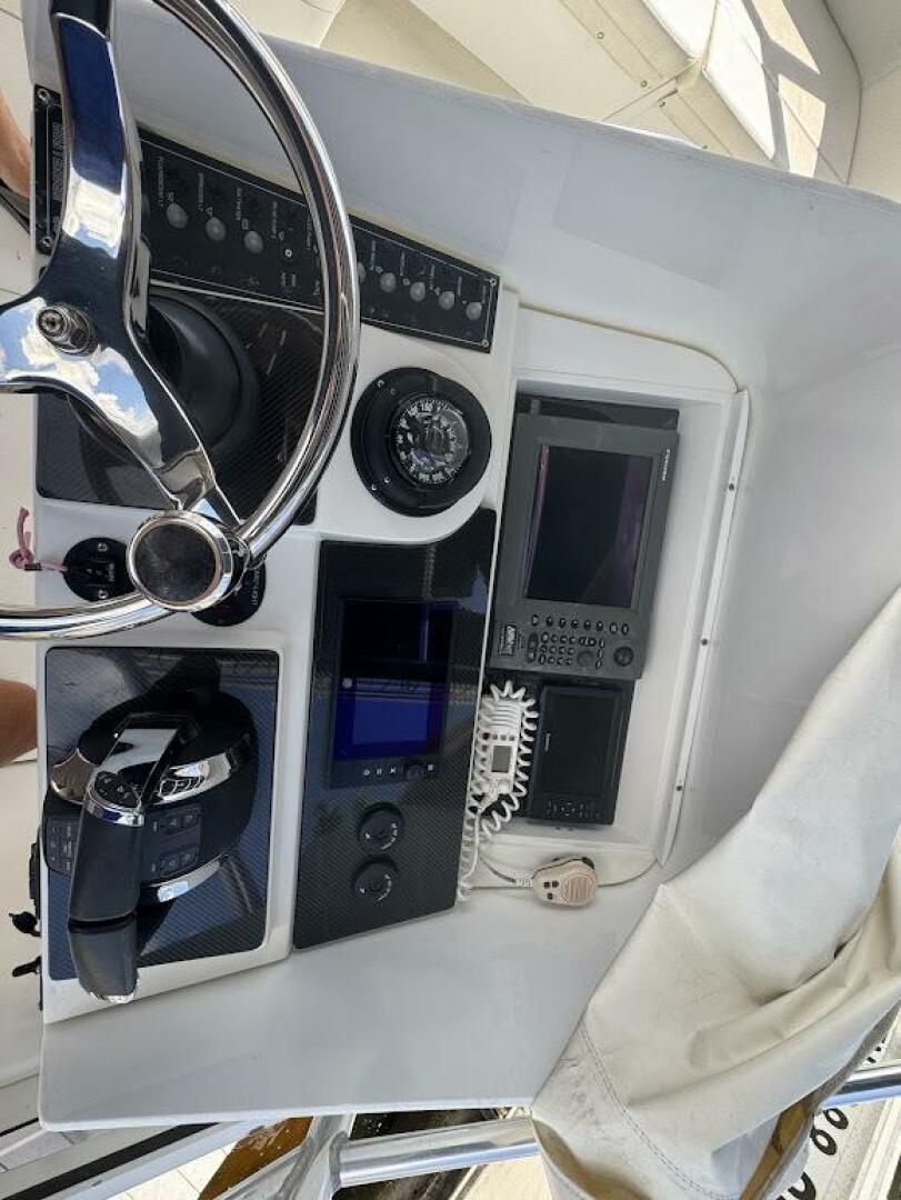 35ft Contender Yacht For Sale