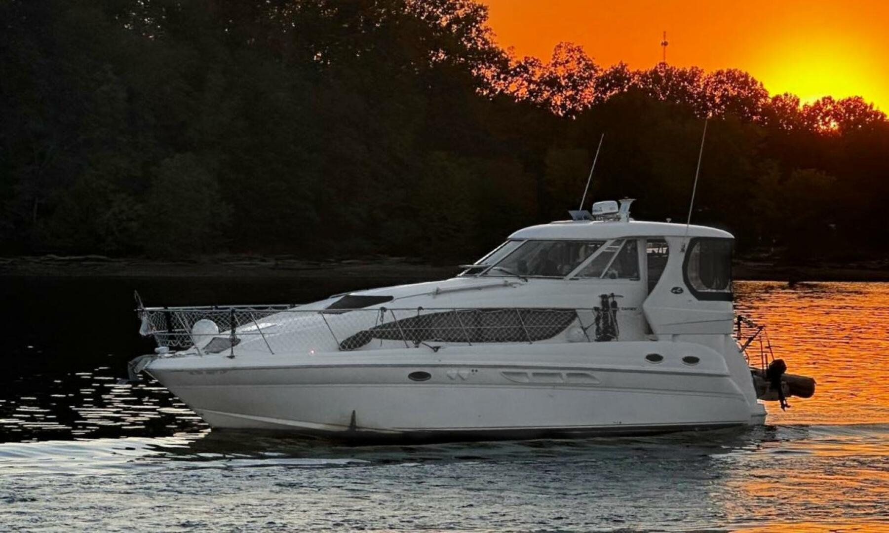 Cool Change 39ft Sea Ray Yacht For Sale