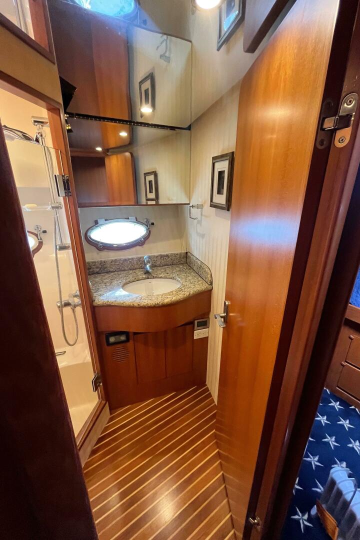 Apaiser 52ft Ocean Alexander Yacht For Sale