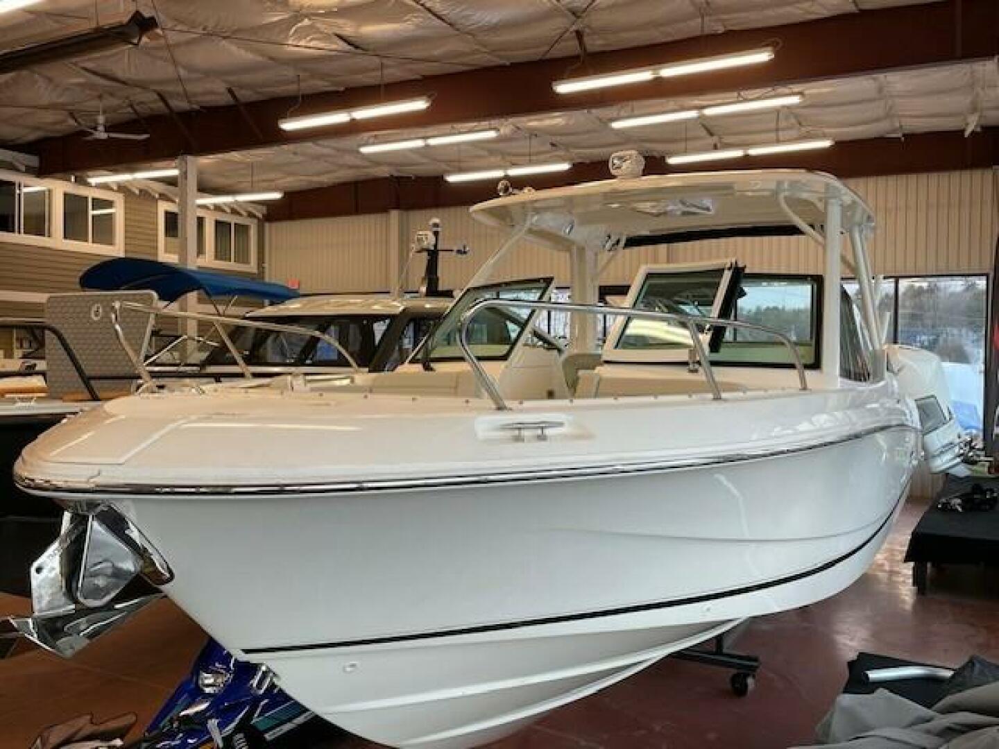29ft Boston Whaler Yacht For Sale