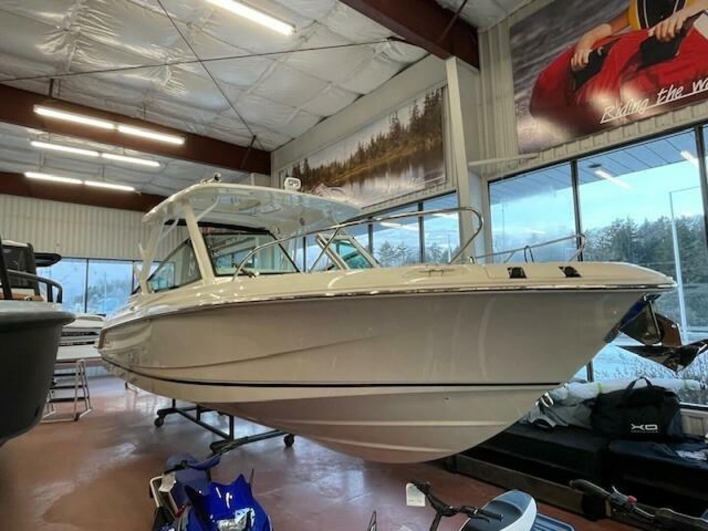 29ft Boston Whaler Yacht For Sale